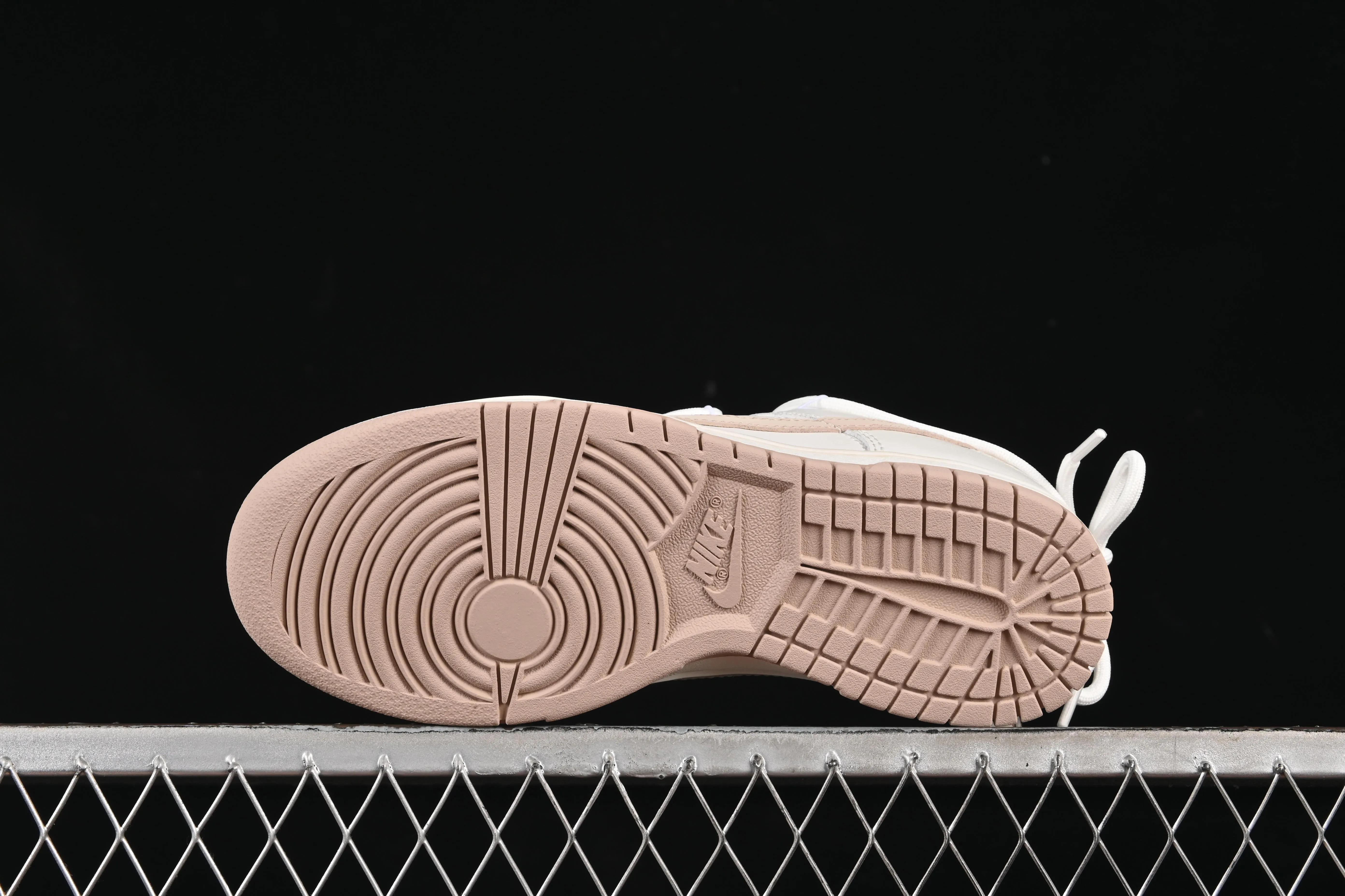 All categories Nk SB Dunk Series Nk SB Dunk Low High-end customized low-top sneakers Nike SB Dunk Low "Just Do it" straps Anniversary high-end customized low-top casual sneakers WG0510-070